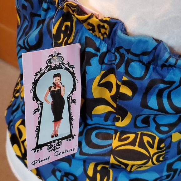 SOLD🦄 Rare Dixiefried Tiki Halter Top Button Up - Picture 5 of 6